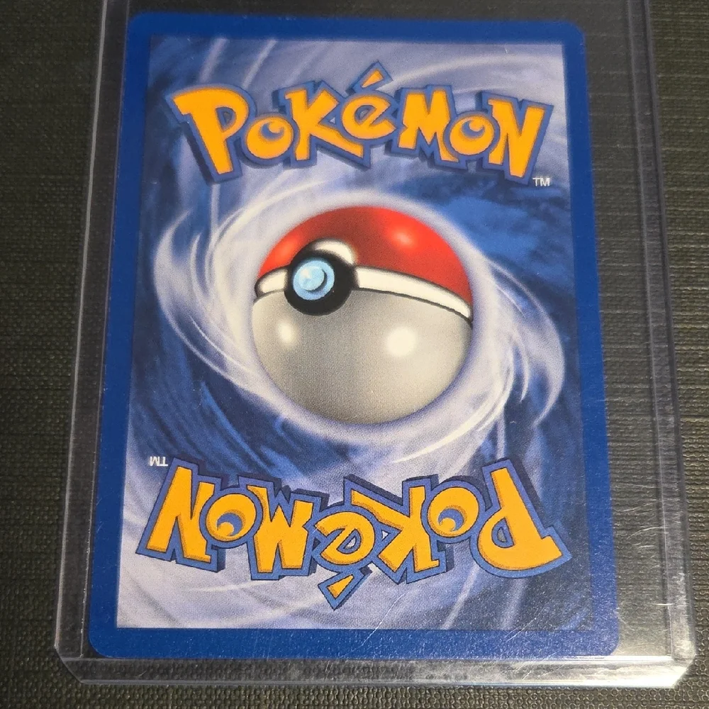 Pokemon Base Set 1999 Zapdos Rare Holo Trading Card (16/102) - Picture 2 of 2